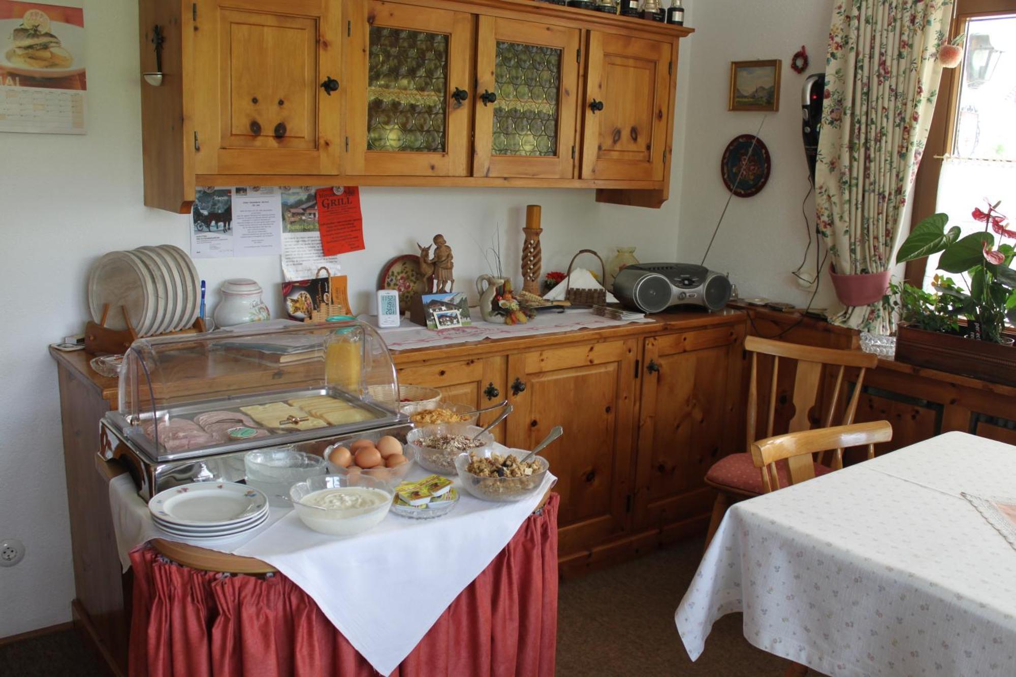 Bed and Breakfast Haus Geiger Scharnitz Exterior foto