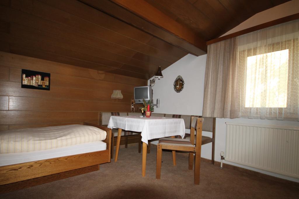 Bed and Breakfast Haus Geiger Scharnitz Exterior foto