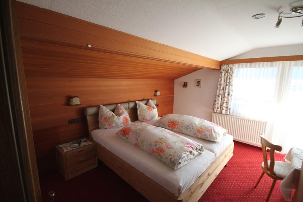 Bed and Breakfast Haus Geiger Scharnitz Exterior foto