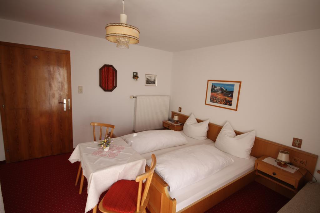Bed and Breakfast Haus Geiger Scharnitz Exterior foto