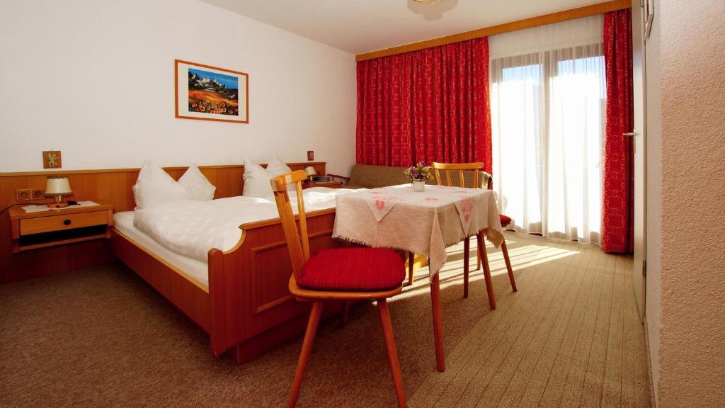 Bed and Breakfast Haus Geiger Scharnitz Habitación foto